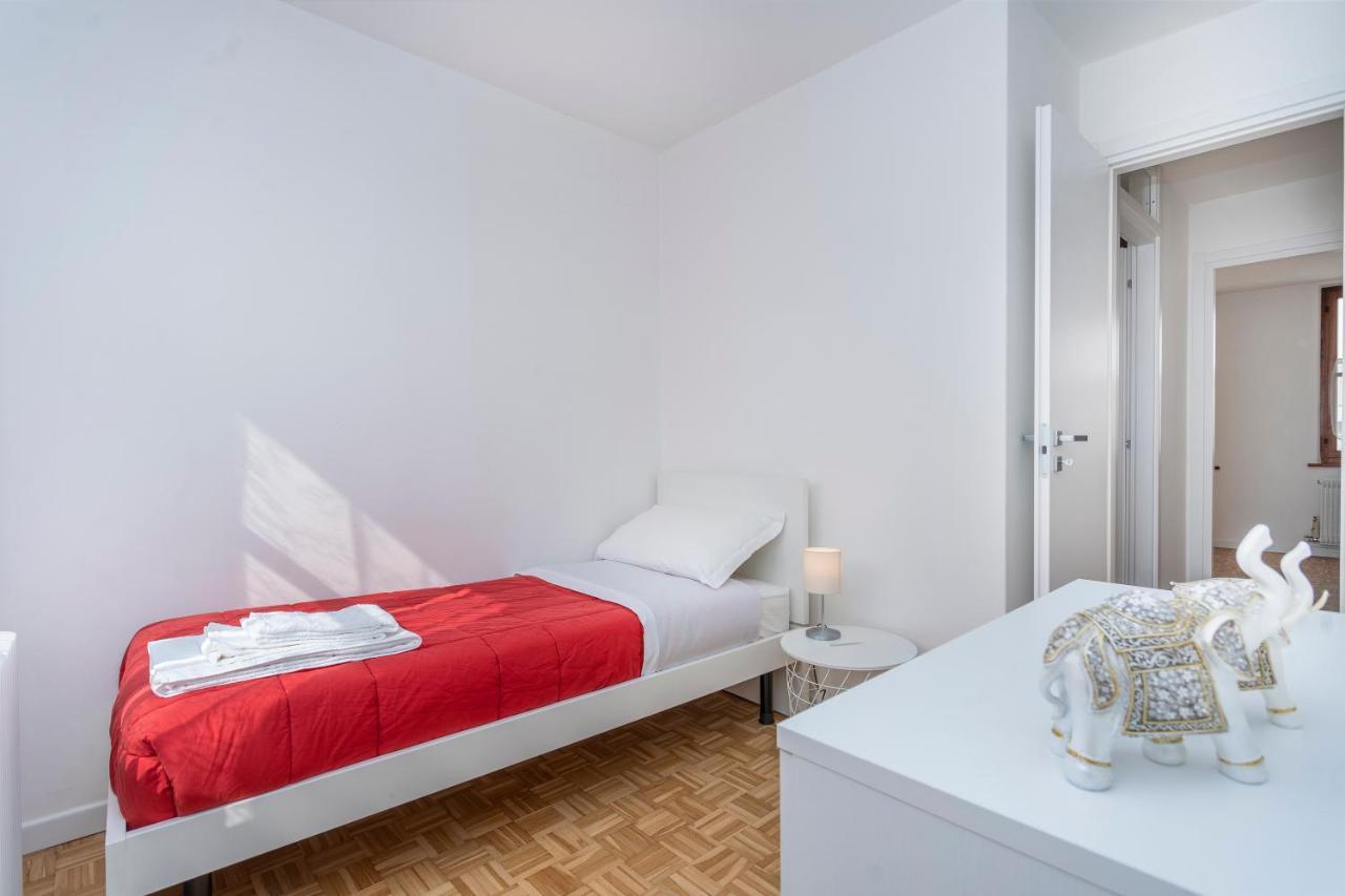 Ricasoli Garden Modern Apartments Удине Екстериор снимка